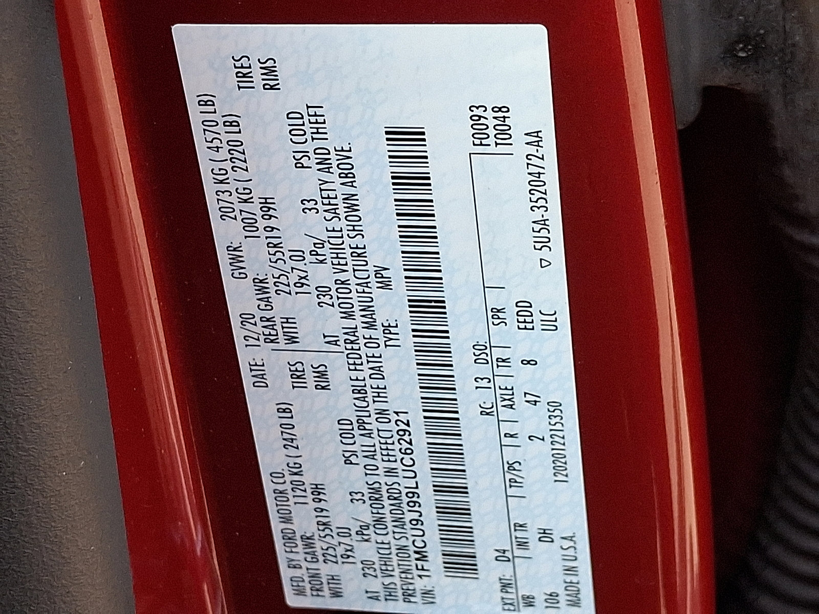 Used 2020 Ford Escape Titanium image 27