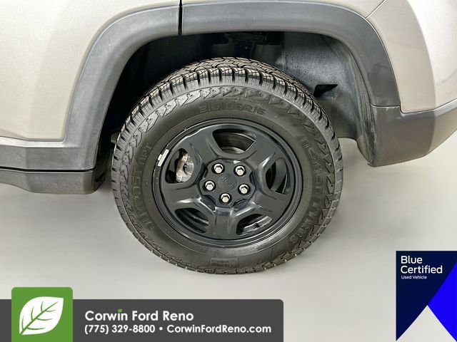 Used 2020 Jeep Compass Sport image 34