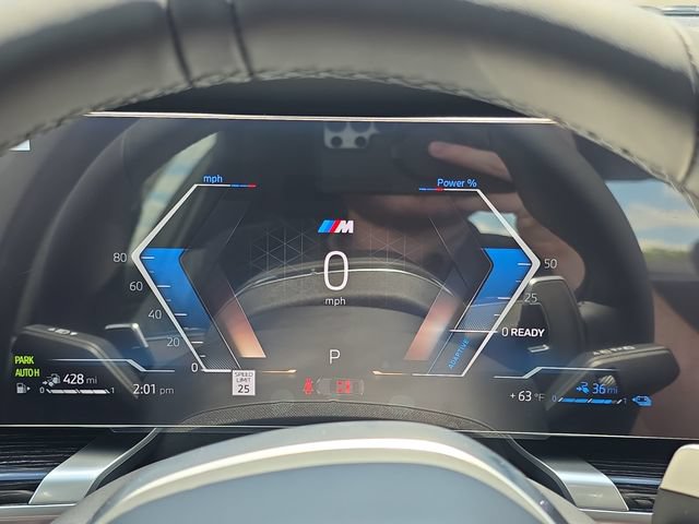 New 2026 BMW 750e xDrive AWD/4WD image 18