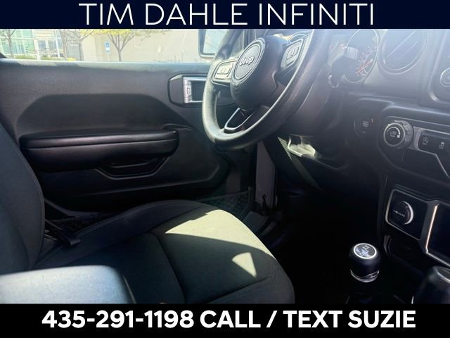 Used 2020 Jeep Gladiator Sport w/ Trailer Tow Package image 15