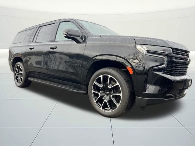 Used 2024 Chevrolet Suburban RST w/ Luxury Package image 6