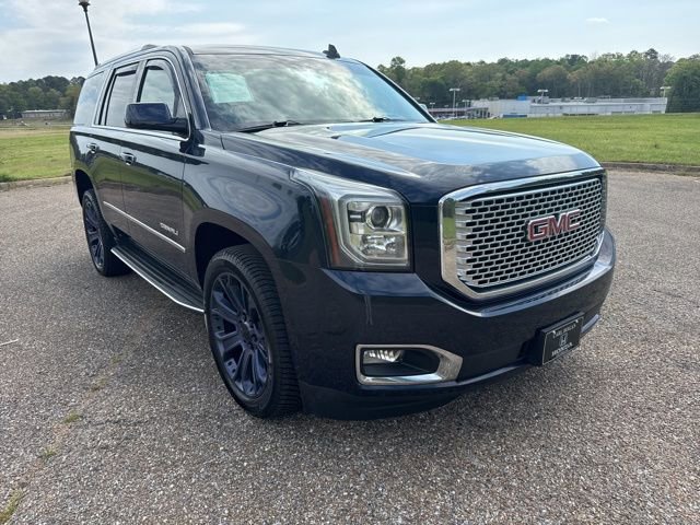 Used 2017 GMC Yukon Denali w/ Open Road Package image 2