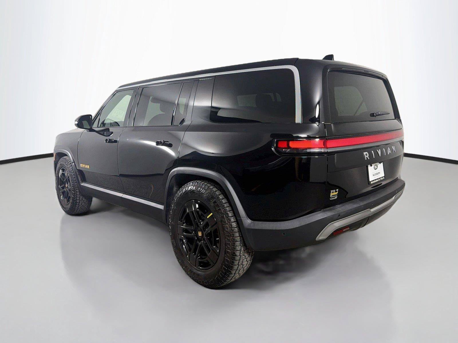 Used 2023 Rivian R1S Adventure Quad AWD/4WD image 7