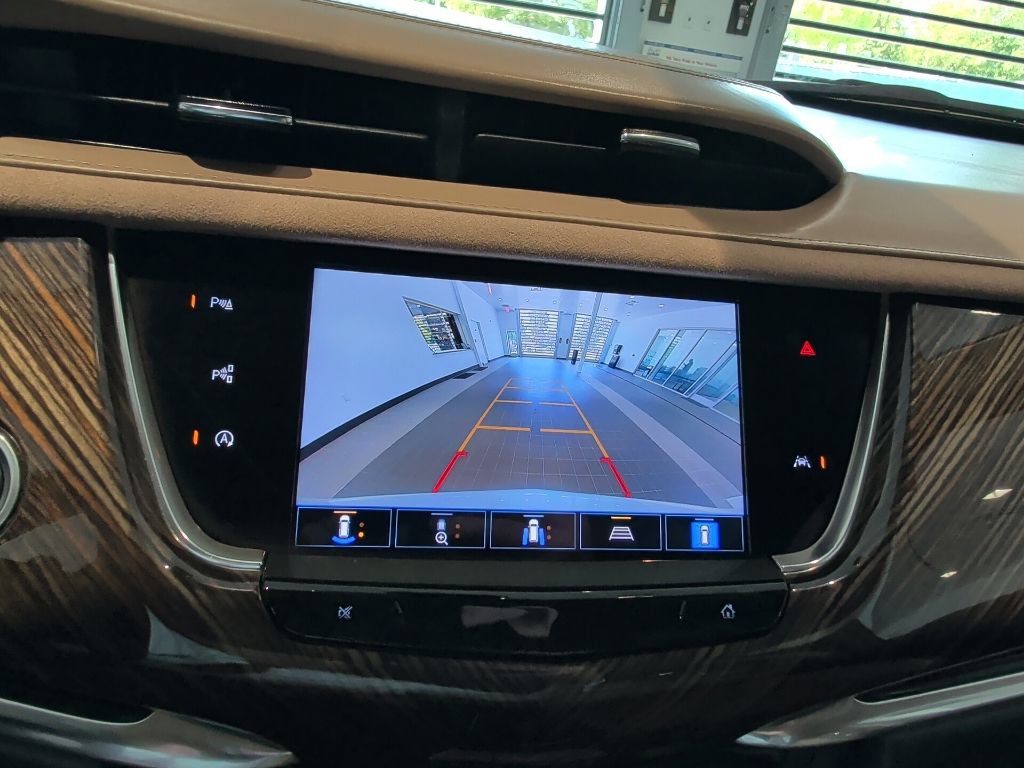 Certified 2022 Cadillac XT6 Premium Luxury w/ Platinum Package AWD/4WD image 16