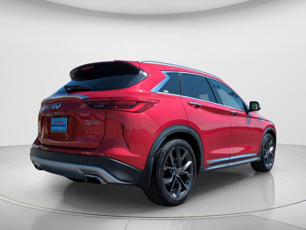 Used 2019 INFINITI QX50 Essential w/ Sensory Package AWD/4WD image 5