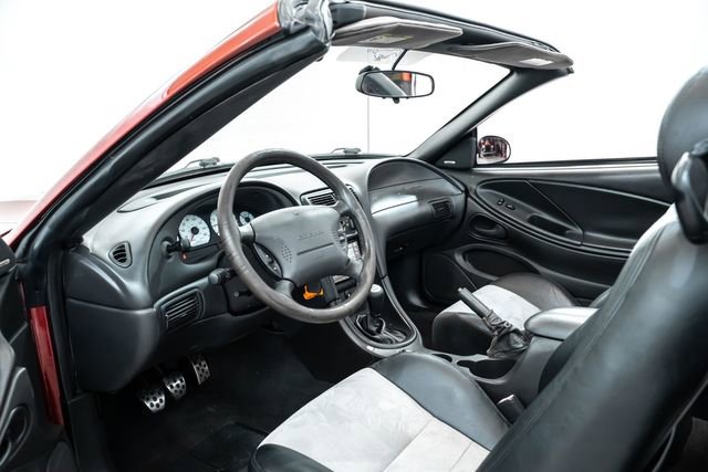 Used 2004 Ford Mustang Cobra RWD image 21