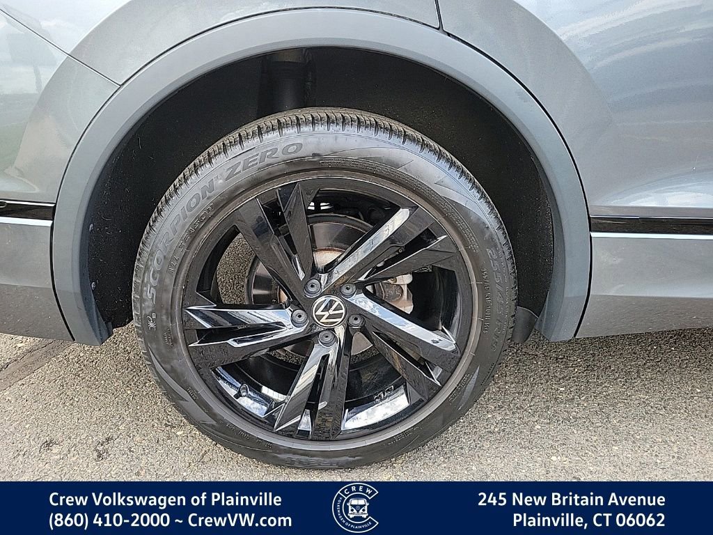 Used 2023 Volkswagen Tiguan SE R-Line FWD image 19