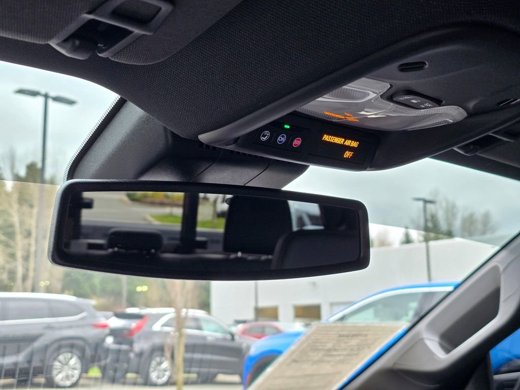 Used 2025 Chevrolet Colorado Z71 w/ Technology Package image 27