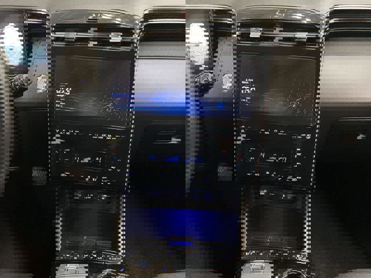 Used 2024 Hyundai Tucson Limited image 25