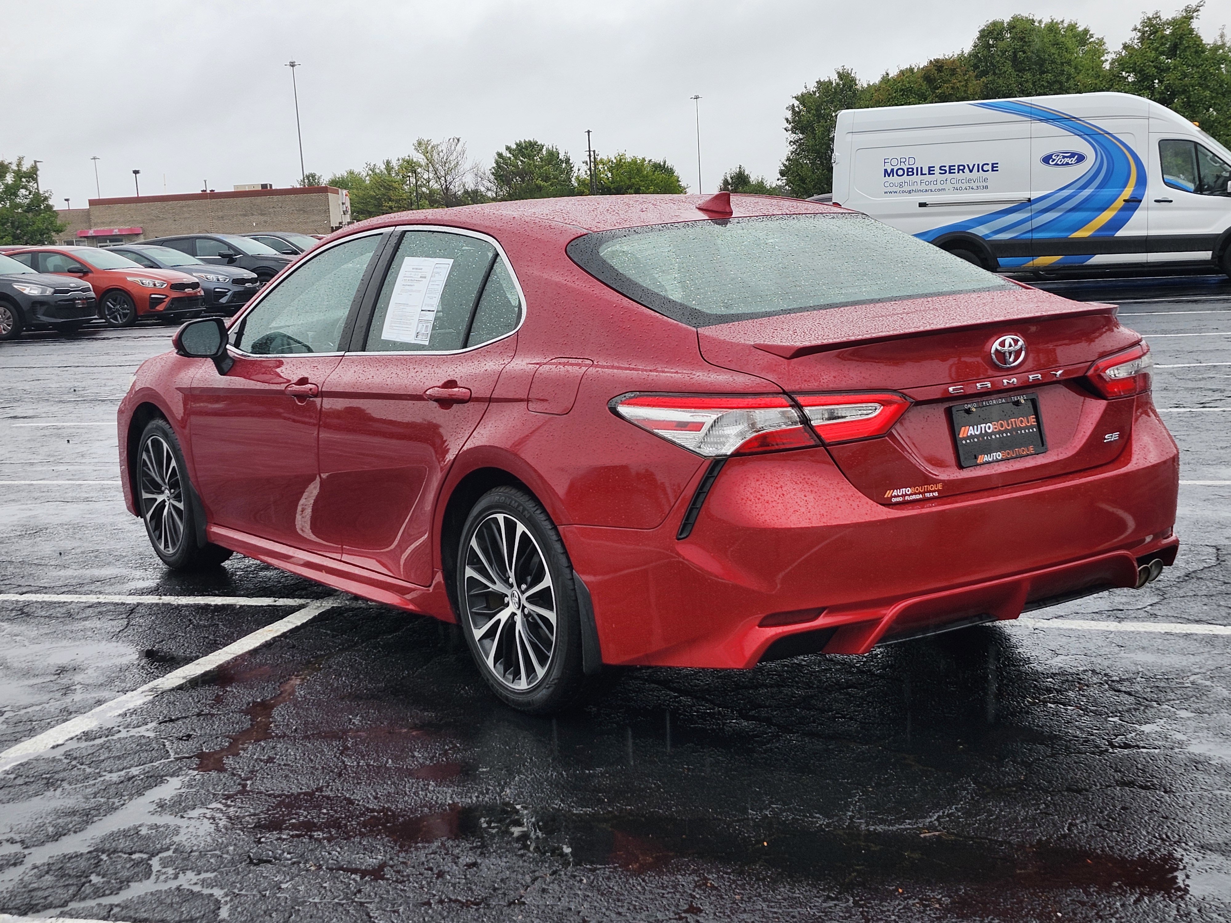 Used 2020 Toyota Camry SE image 8