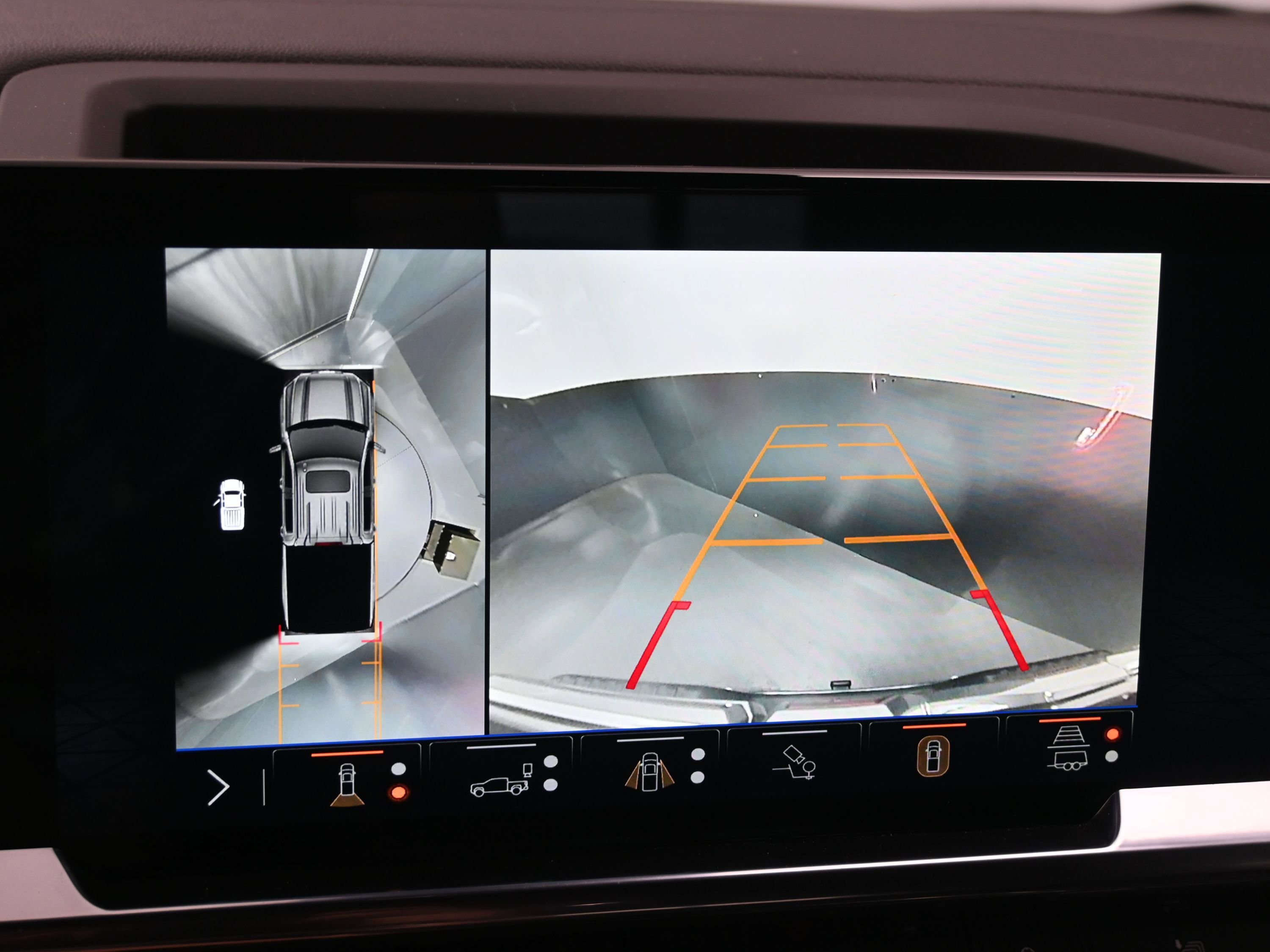 Used 2024 GMC Sierra 1500 SLT w/ SLT Premium Plus Package image 14