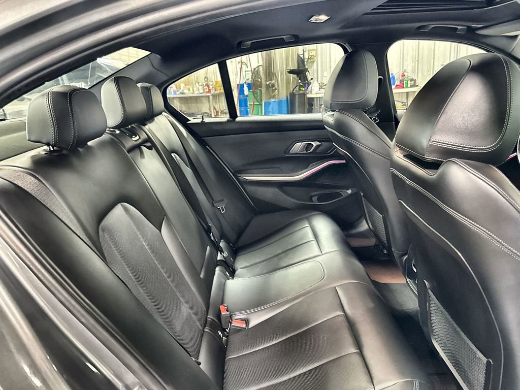Used 2023 BMW 330i Sedan RWD image 31