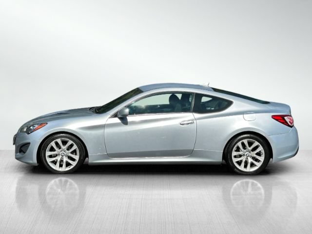 Used 2013 Hyundai Genesis 2.0T RWD image 7