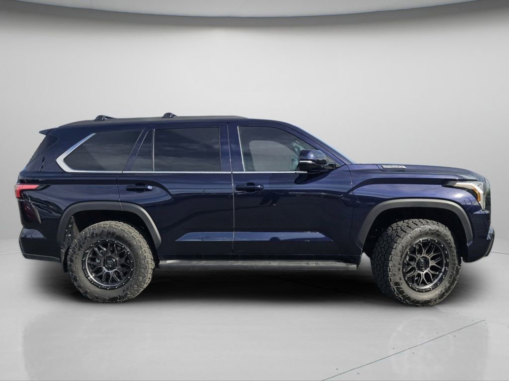 Used 2026 Toyota Sequoia SR5 w/ SR5 Premium Package AWD/4WD image 30