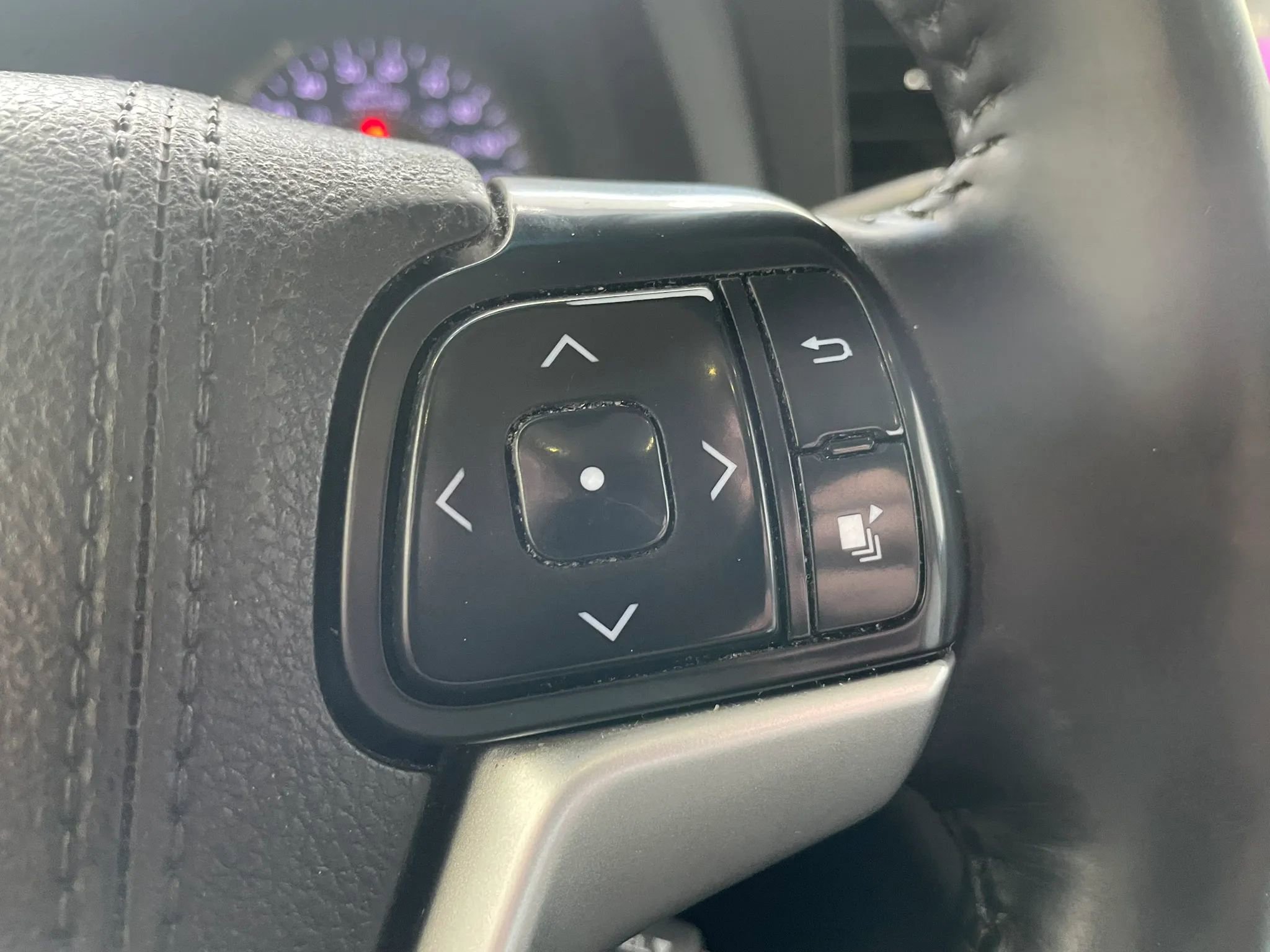 Used 2015 Toyota Sienna Limited Premium AWD/4WD image 12
