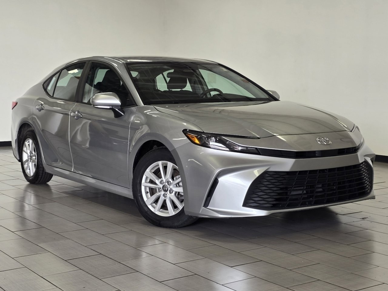 Certified 2025 Toyota Camry LE FWD image 2