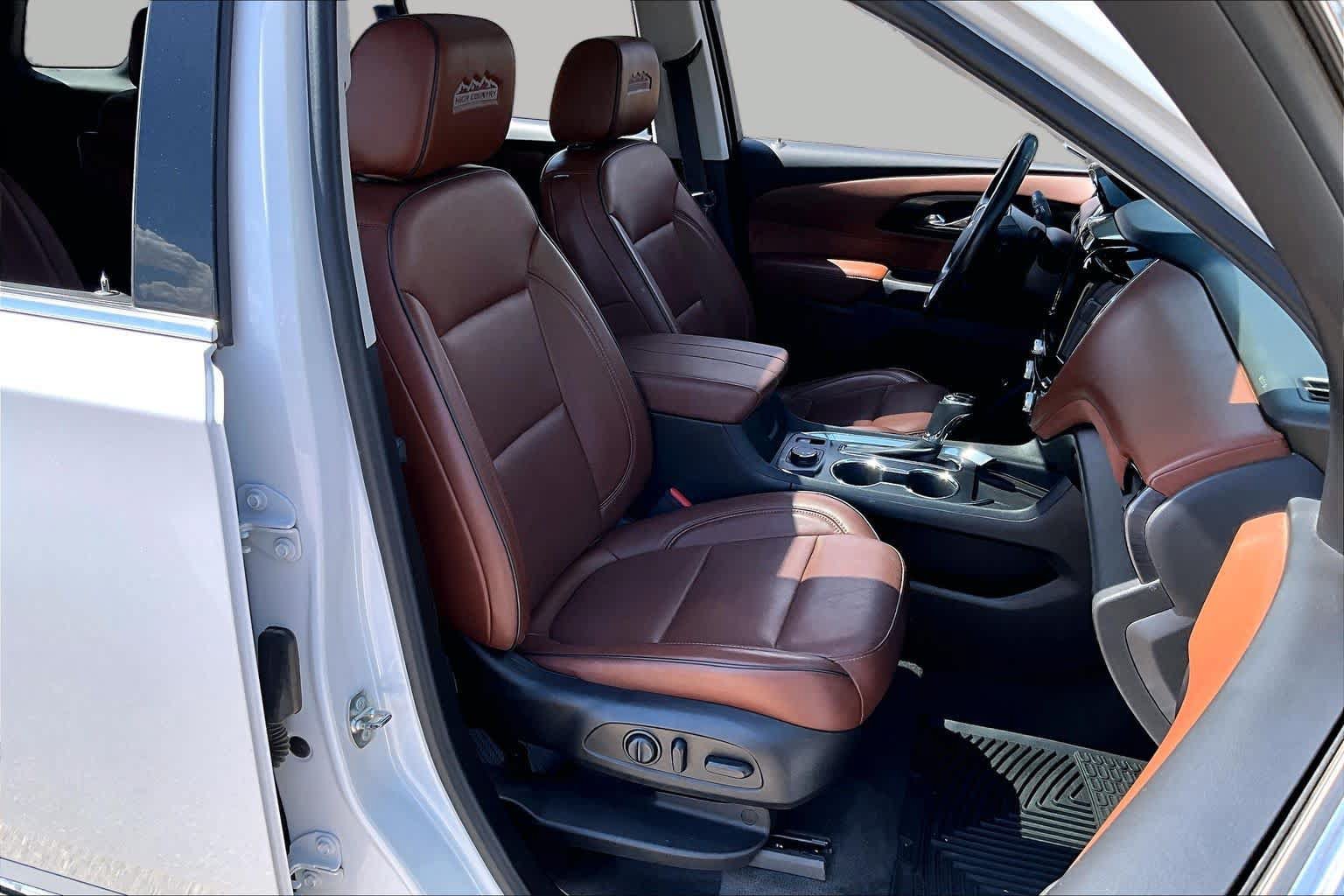 Used 2019 Chevrolet Traverse High Country AWD/4WD image 8
