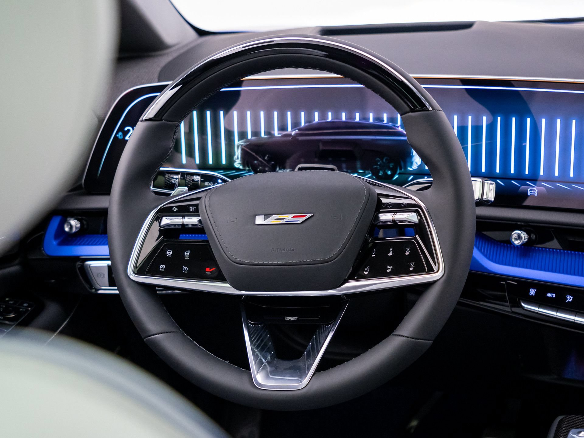 New 2027 Cadillac Optiq V w/ Deep Ocean Design Edition AWD/4WD image 10