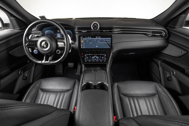 Used 2024 Maserati Grecale GT image 34