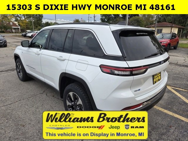 Used 2024 Jeep Grand Cherokee Limited 4xe image 5