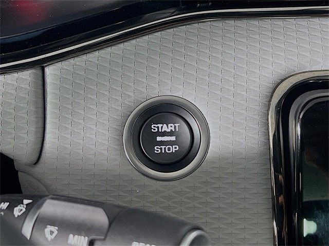 Used 2023 Land Rover Range Rover Evoque R-Dynamic S image 18