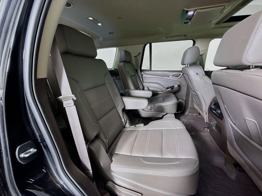 Used 2015 GMC Yukon Denali w/ Premium Package image 31