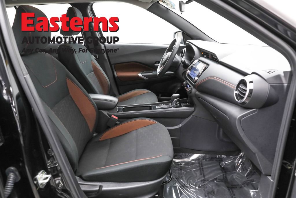 Used 2024 Nissan Kicks SR image 24