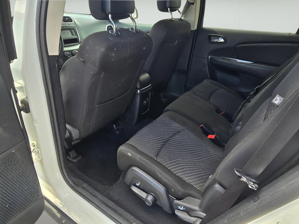 Used 2020 Dodge Journey SE FWD image 24