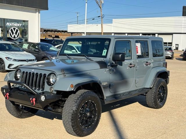 Used 2015 Jeep Wrangler Unlimited Sahara w/ Connectivity Group image 1