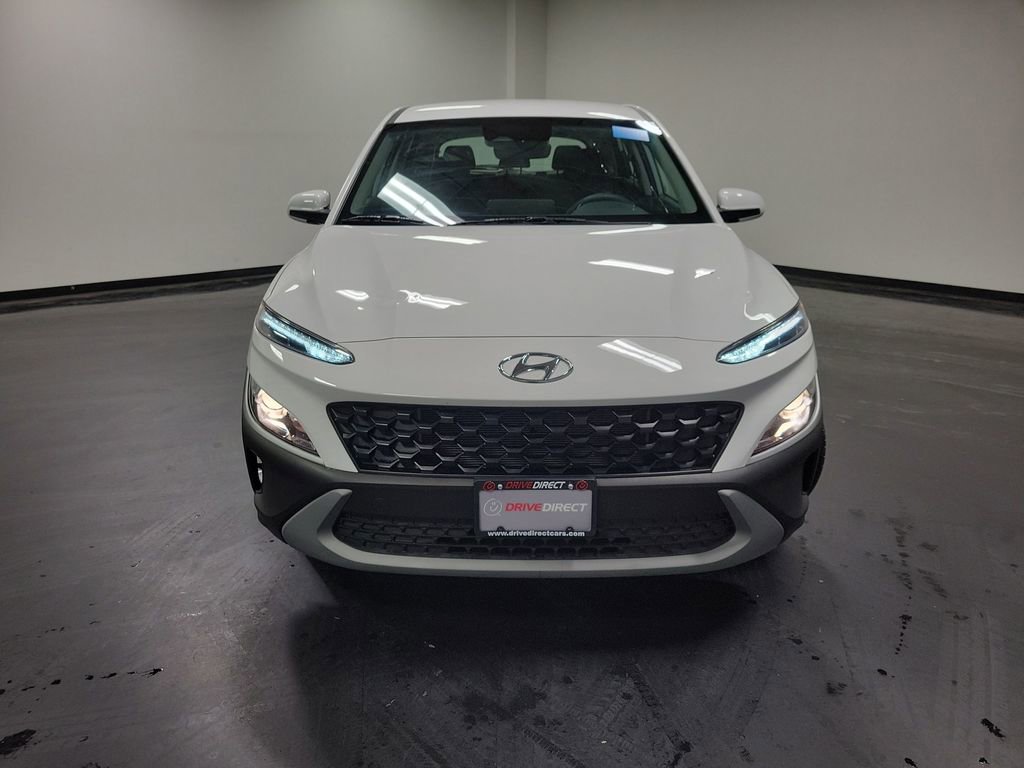Used 2022 Hyundai Kona SE AWD/4WD image 3