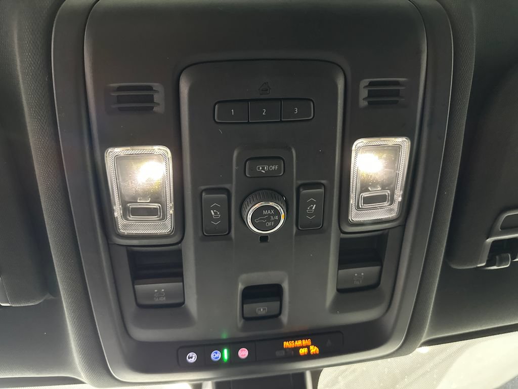 Used 2022 Chevrolet Tahoe LT w/ LT Signature Plus Package RWD image 33