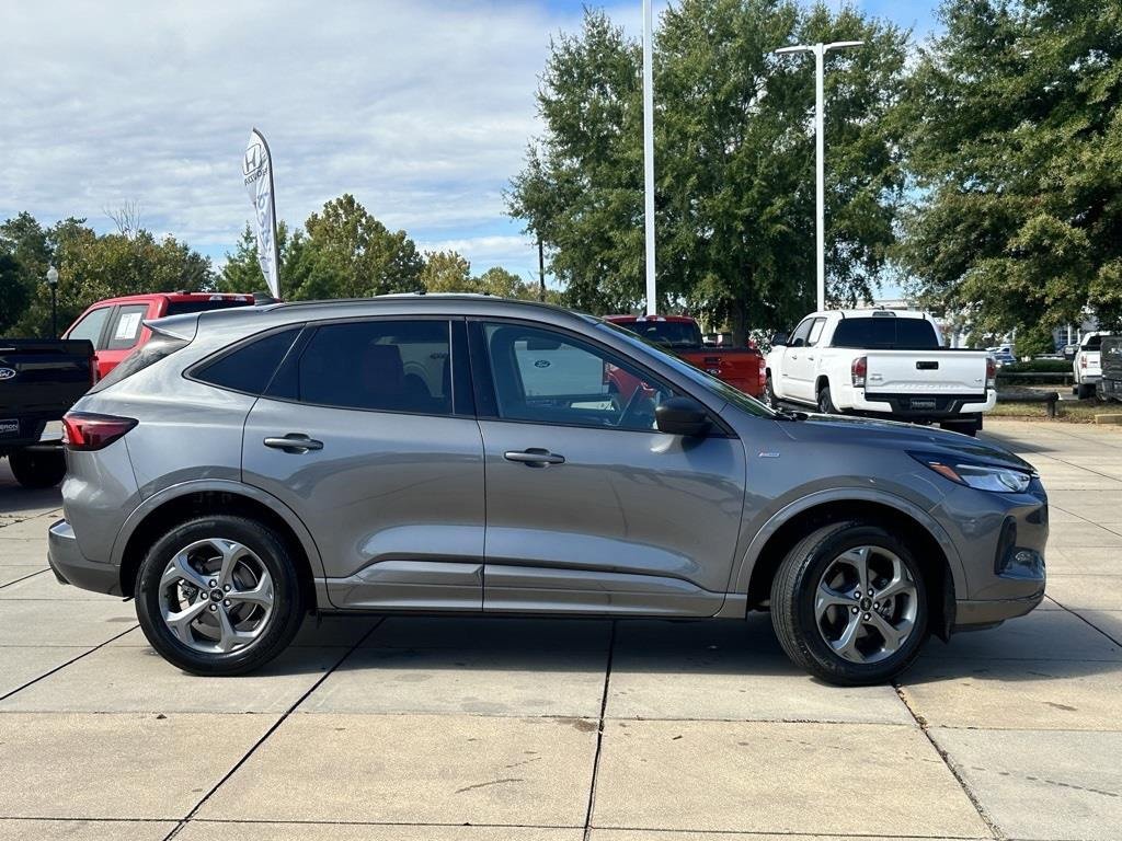 Used 2024 Ford Escape ST-Line image 5