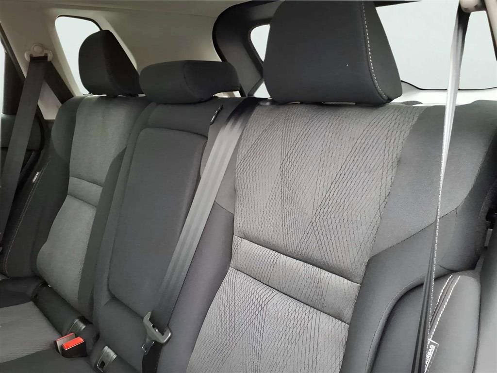 New 2026 Nissan Rogue SV image 17