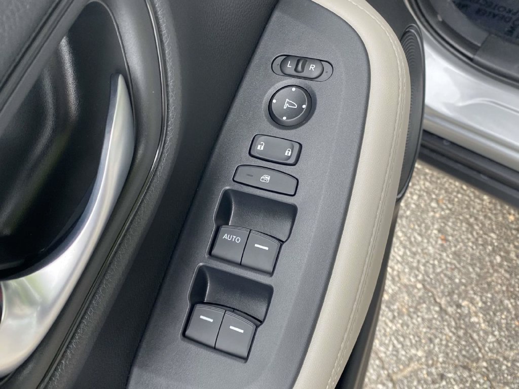 New 2027 Honda HR-V LX image 15
