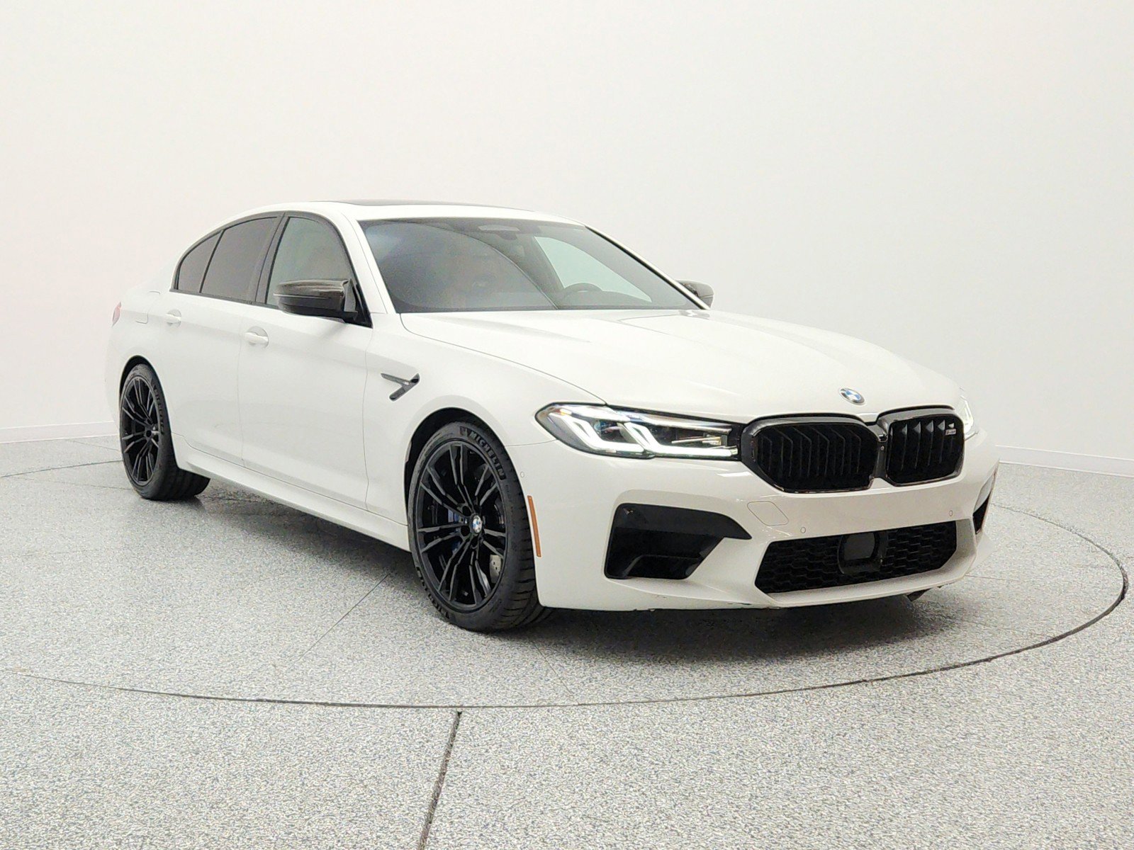 Used 2021 BMW M5 w/ Executive Package AWD/4WD image 3