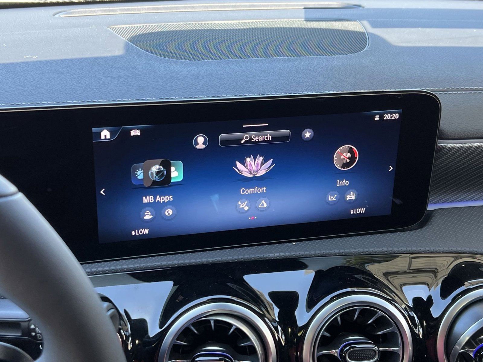 New 2026 Mercedes-Benz CLA 250 4MATIC image 18