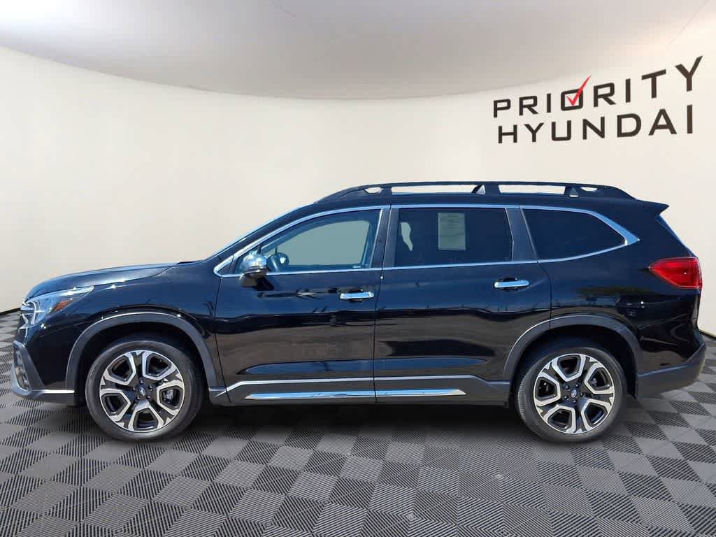 Used 2023 Subaru Ascent Touring AWD/4WD image 7