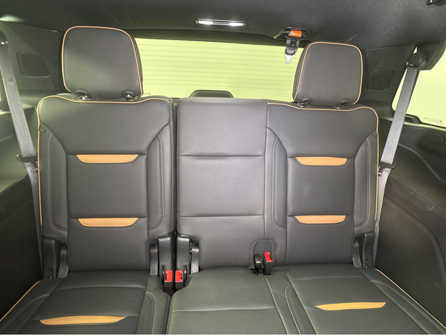 Used 2024 GMC Yukon AT4 image 37