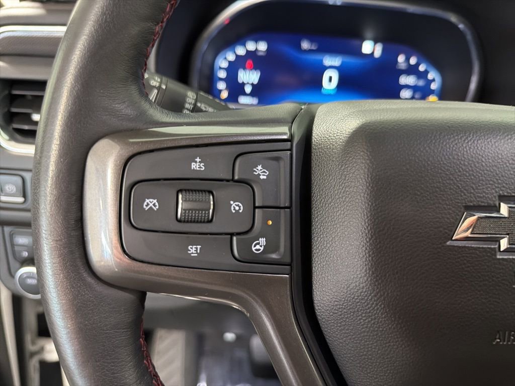 Certified 2022 Chevrolet Suburban RST w/ Luxury Package AWD/4WD image 32