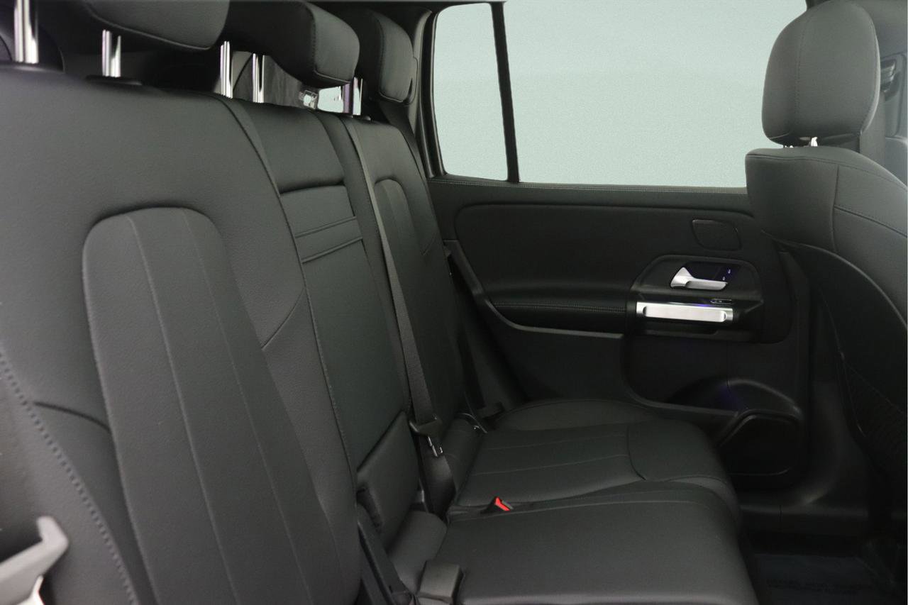 New 2026 Mercedes-Benz GLB 250 4MATIC image 8