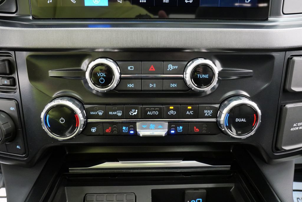 Used 2026 Ford F250 Platinum AWD/4WD image 33