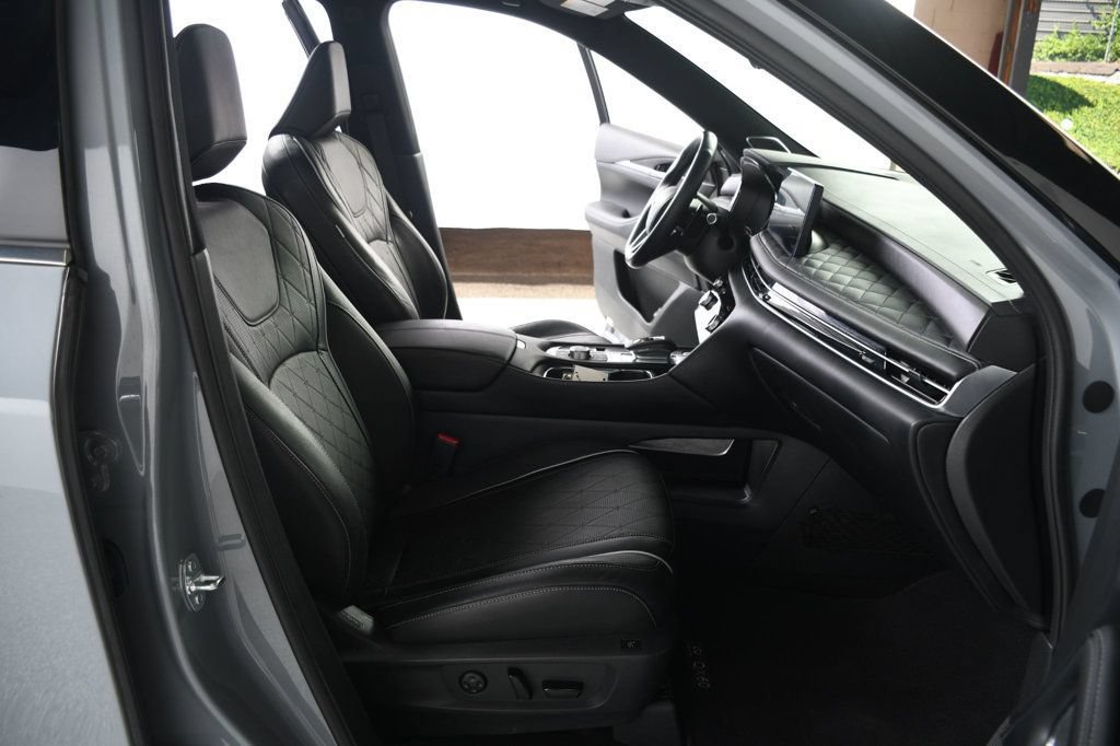 Used 2025 INFINITI QX60 Autograph w/ Cargo Package AWD/4WD image 29