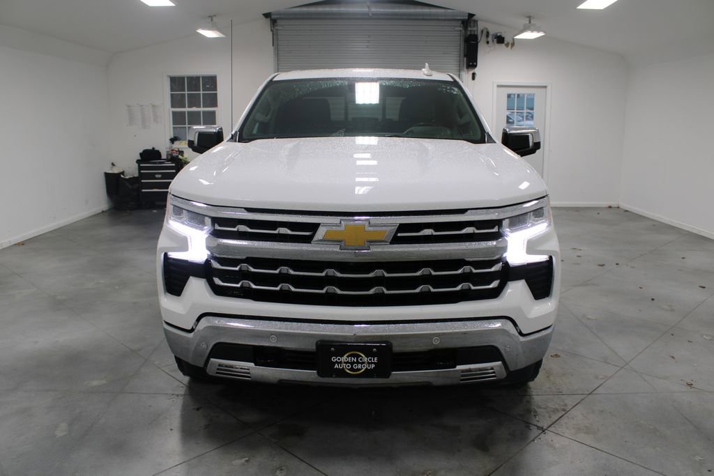 Used 2023 Chevrolet Silverado 1500 LTZ w/ LTZ Convenience Package II image 3