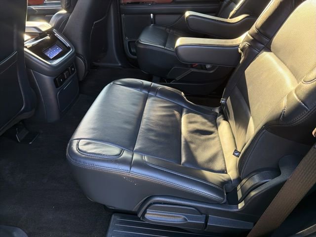 Used 2023 Lincoln Navigator Reserve AWD/4WD image 7