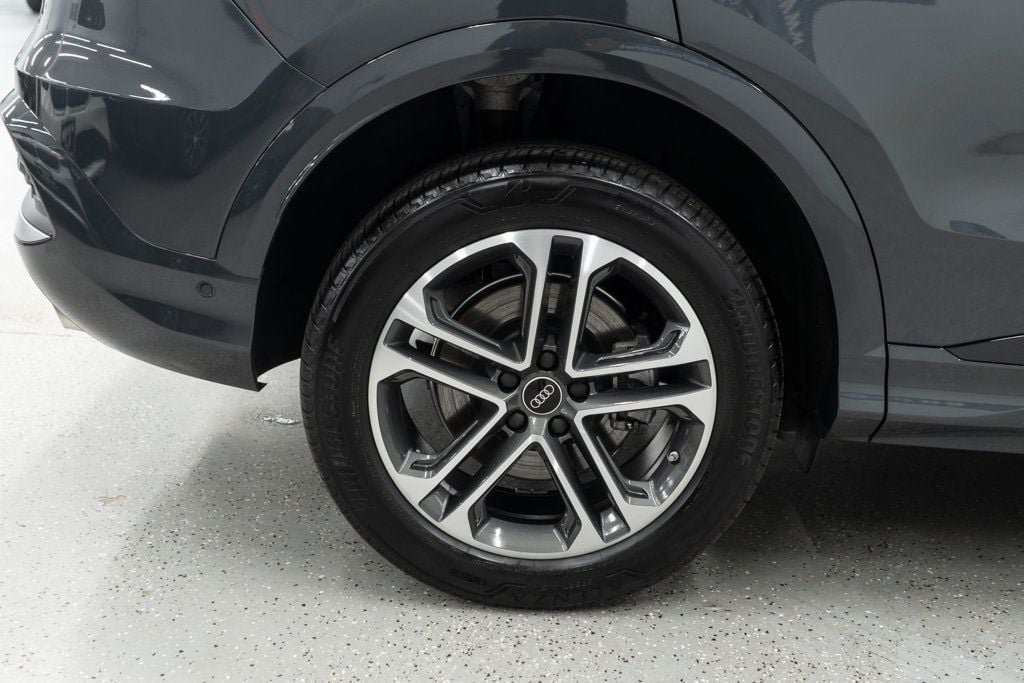 Used 2025 Audi Q5 Premium Plus AWD/4WD image 42