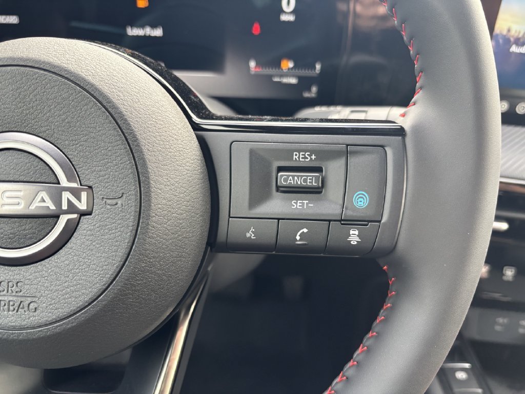 New 2027 Nissan Kicks SR AWD/4WD image 16