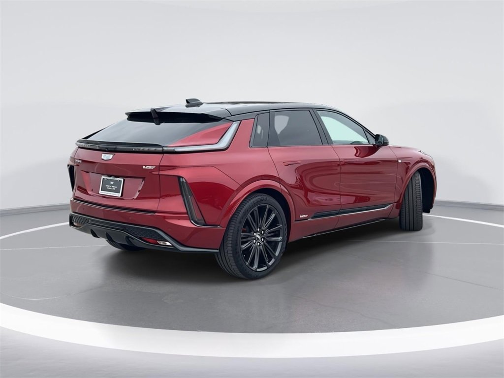 New 2026 Cadillac Lyriq V image 3