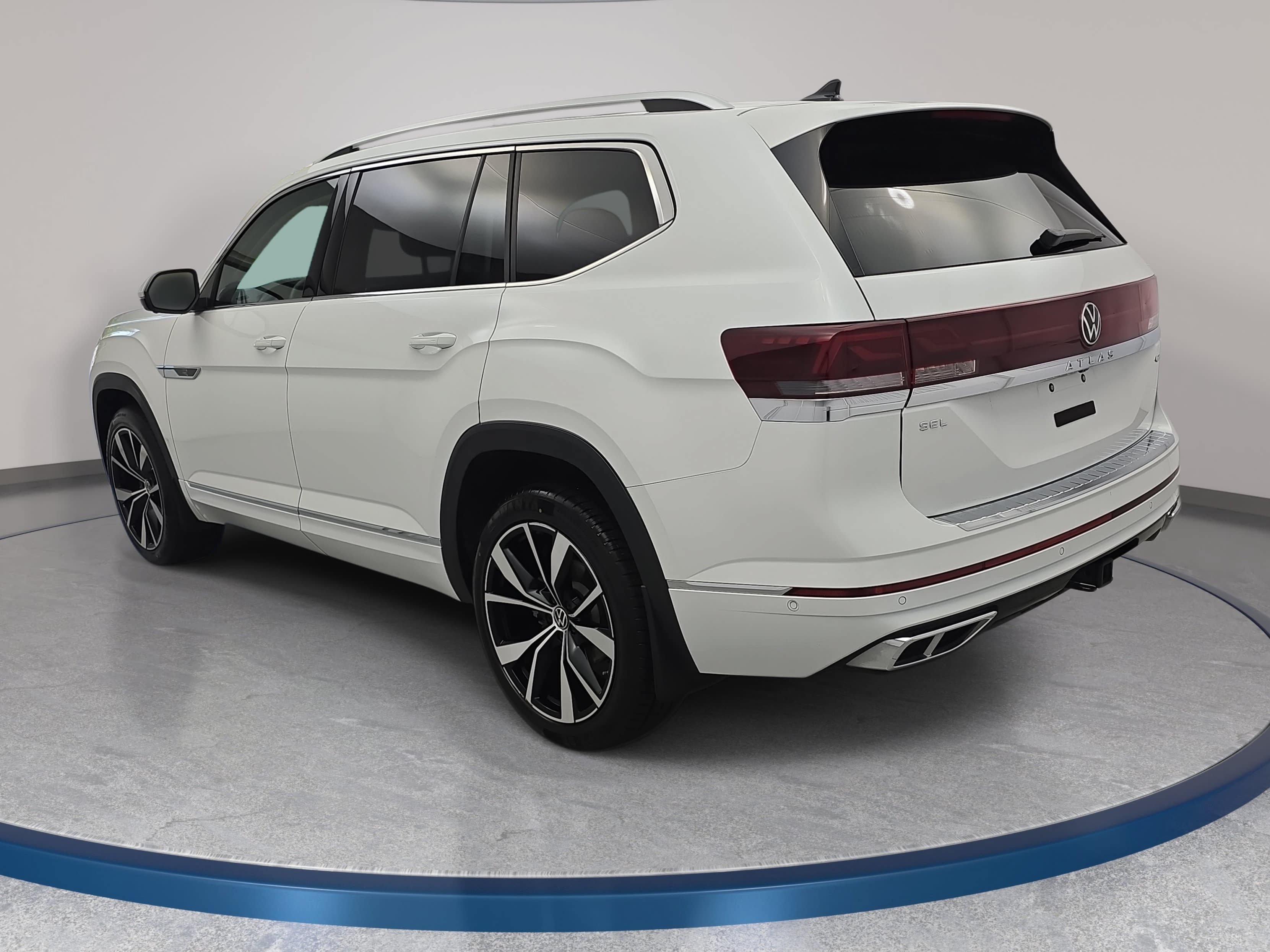 Certified 2024 Volkswagen Atlas SEL Premium R-Line AWD/4WD image 7