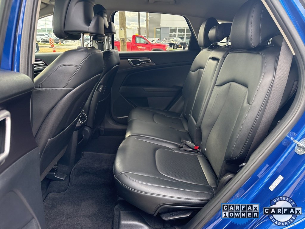 Certified 2023 Kia Sportage EX image 10
