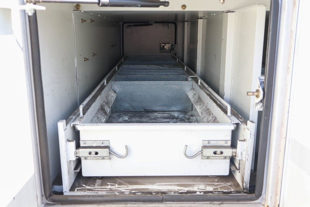 Used 2012 Ford F550 2WD Regular Cab Super Duty w/ PWR Equipment Group image 10